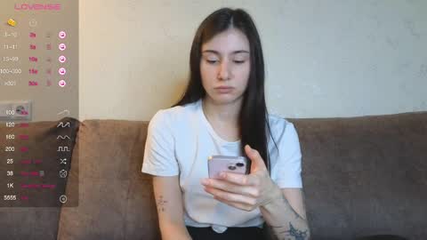 Im Marine online show from April 9, 3:39 pm