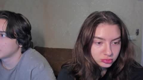 Snapshot of muuur_fam1 chatting on November 16, 7:30 pm HEY online show from November 16, 7:30 pm