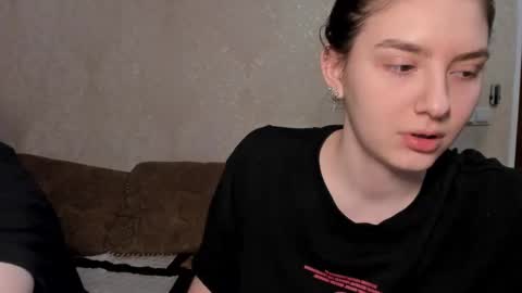 Snapshot of muuur_love chatting on February 18, 7:54 pm cute couple online show from February 18, 7:54 pm