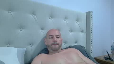 Maximus online show from April 12, 5:29 pm