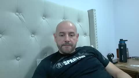 Snapshot of mworlton9 chatting on April 28, 2:49 am Maximus online show from April 28, 2:49 am
