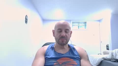 Snapshot of mworlton9 chatting on May 8, 4:45 pm Maximus online show from May 8, 4:45 pm
