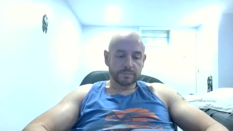 Snapshot of mworlton9 chatting on May 26, 5:53 pm Maximus online show from May 26, 5:53 pm