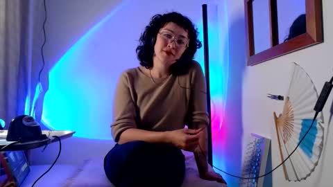 Snapshot of mx_anouk_divine chatting on March 8, 12:52 am Mx. Anouk Divine online show from March 8, 12:52 am