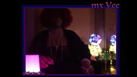 Snapshot of mxvee chatting on February 11, 10:31 am mxVee online show from February 11, 10:31 am