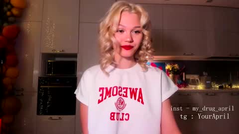 Snapshot of my_april chatting on January 29, 1:58 am April online show from January 29, 1:58 am