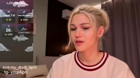 Snapshot of my_april chatting on September 11, 9:59 pm April online show from September 11, 9:59 pm