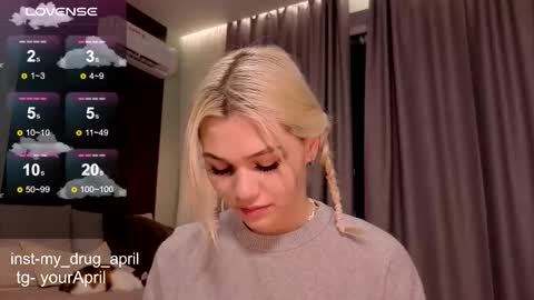 Snapshot of my_april chatting on September 19, 11:38 pm April online show from September 19, 11:38 pm