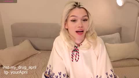 April online show from January 8, 8:22 pm