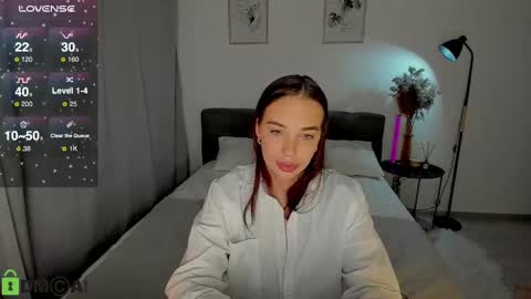 Snapshot of my_coco chatting on December 8, 10:47 pm katie online show from December 8, 10:47 pm