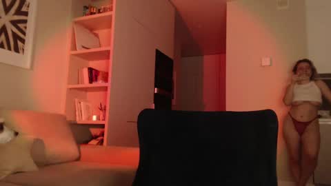 Snapshot of my_hannah chatting on March 12, 6:11 pm Hannah  welcome  online show from March 12, 6:11 pm