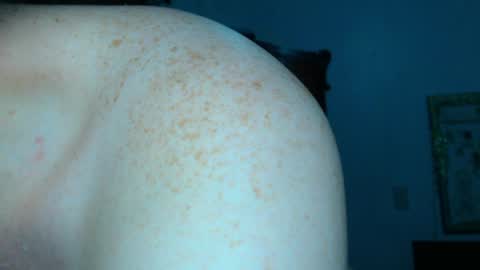     sara      i know you love me xoxox     online show from April 6, 9:27 pm