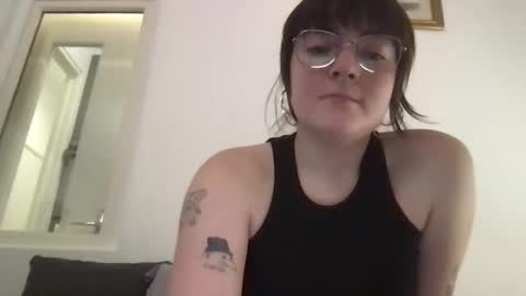 Lily online show from February 19, 12:46 am