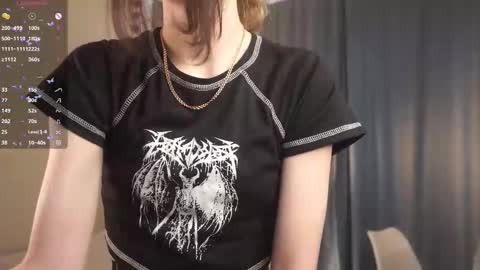 Snapshot of my_little_molly chatting on October 16, 7:53 am Molly online show from October 16, 7:53 am