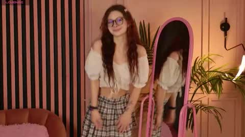 Mary online show from December 22, 12:46 pm