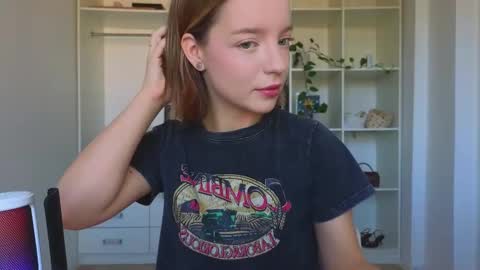 Snapshot of my_mia_ chatting on September 12, 10:48 am MIA I will be here Monday Wednesday Thursday Saturday online show from September 12, 10:48 am