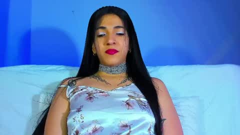 Snapshot of my_onlyqueen chatting on May 11, 4:51 am my_onlyqueen online show from May 11, 4:51 am