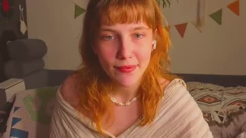 Snapshot of my_parisss chatting on September 17, 8:43 pm PARIS online show from September 17, 8:43 pm