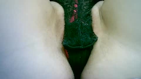 Snapshot of my_tightholes chatting on June 22, 8:39 pm my_tightholes online show from June 22, 8:39 pm