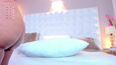 Mariana Evans online show from January 15, 2:46 pm