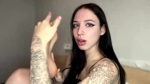 Viola online show from October 19, 7:53 am