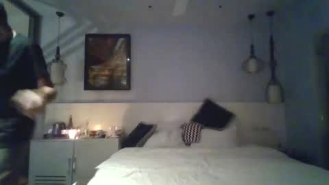 mama online show from November 14, 1:26 am