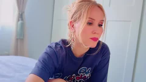 Mya-be Yours P online show from July 18, 5:50 pm