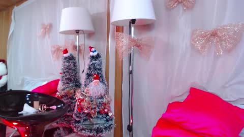    Mya   online show from November 27, 8:11 pm