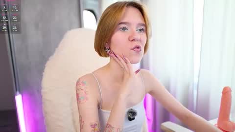 Lana online show from March 27, 7:25 am