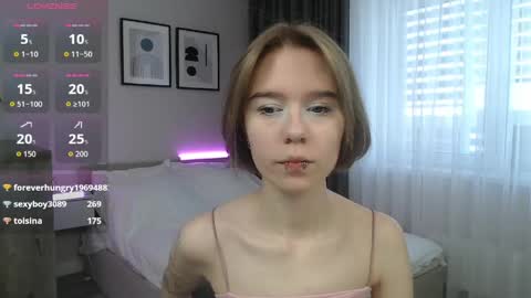 Snapshot of mybabylana chatting on April 29, 7:23 am Lana online show from April 29, 7:23 am