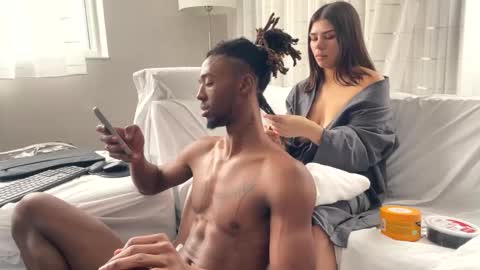 Snapshot of mycreamydreams chatting on January 13, 7:42 pm mycreamydreams online show from January 13, 7:42 pm