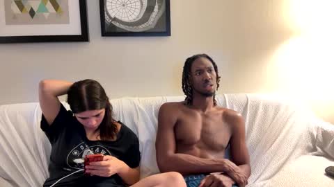 Snapshot of mycreamydreams chatting on January 23, 5:35 am mycreamydreams online show from January 23, 5:35 am