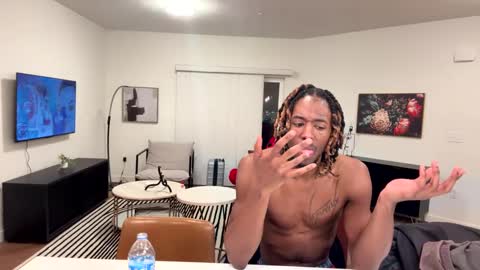 Snapshot of mycreamydreams chatting on March 2, 3:34 am mycreamydreams online show from March 2, 3:34 am