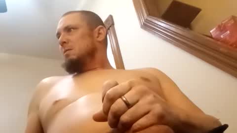 Snapshot of myjohnson5 chatting on February 22, 4:24 am Nope online show from February 22, 4:24 am