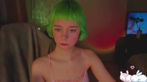 MylaFlores online show from January 31, 2:04 am