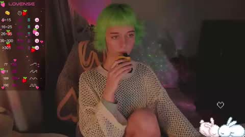 MylaFlores online show from February 14, 10:04 pm