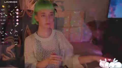 MylaFlores online show from February 21, 12:05 am