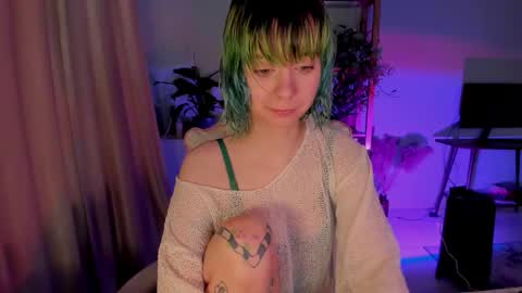 MylaFlores online show from September 11, 5:07 am