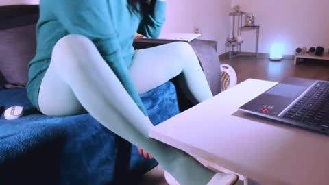 Anda online show from March 6, 10:15 pm