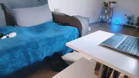 Anda online show from March 24, 10:37 pm