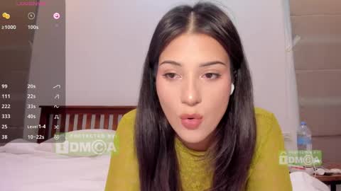Snapshot of mymelisa chatting on May 8, 2:33 pm hey its Mel online show from May 8, 2:33 pm
