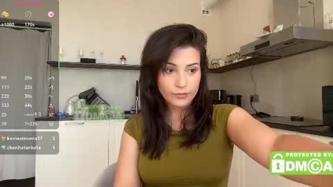 Snapshot of mymelisa chatting on July 16, 4:46 pm hey its Mel online show from July 16, 4:46 pm