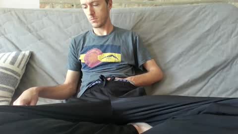 Felt like showing off online show from November 3, 4:30 pm