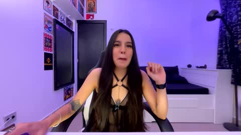 Snapshot of myonlyhell chatting on October 13, 7:58 pm myonlyhell online show from October 13, 7:58 pm