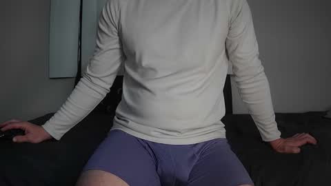 Snapshot of myrares chatting on February 8, 5:16 pm myrares online show from February 8, 5:16 pm