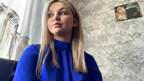 Olivia online show from March 15, 9:26 am