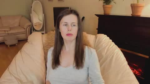 Snapshot of mysophiee chatting on April 19, 9:39 pm mysophiee online show from April 19, 9:39 pm