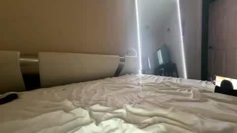 Soiwanttoummm online show from March 7, 4:37 pm