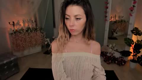 Snapshot of mysstica chatting on March 7, 2:25 am Maria online show from March 7, 2:25 am