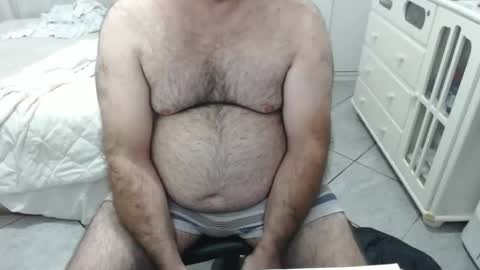 Snapshot of mysterbearmg chatting on November 15, 10:04 pm mysterbearmg online show from November 15, 10:04 pm